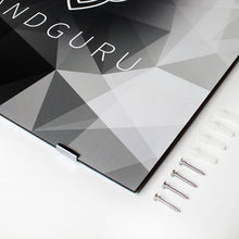 Lade das Bild in den Galerie-Viewer, Aluminiumbild Modernes Poolhaus mit Palmen und Bergkulisse Panorama Hoch