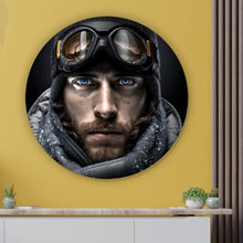 Lade das Bild in den Galerie-Viewer, Aluminiumbild gebürstet Abenteuerlicher Mann mit eisblauen Augen im Schnee Kreis