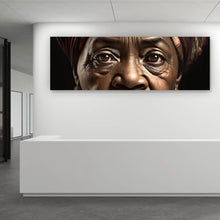 Lade das Bild in den Galerie-Viewer, Leinwandbild Ältere Frau mit braunem Kopftuch Panorama
