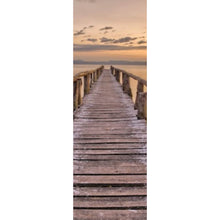 Lade das Bild in den Galerie-Viewer, Spannrahmenbild Anlegestelle nach Sonnenuntergang Panorama Hoch