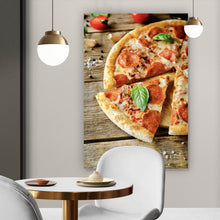 Lade das Bild in den Galerie-Viewer, Acrylglasbild Appetitliche Pizza auf Holz Hochformat