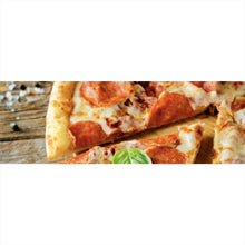 Lade das Bild in den Galerie-Viewer, Leinwandbild Appetitliche Pizza auf Holz Panorama