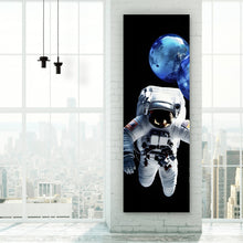 Lade das Bild in den Galerie-Viewer, Aluminiumbild Astronaut mit Erdballons im All Panorama Hoch