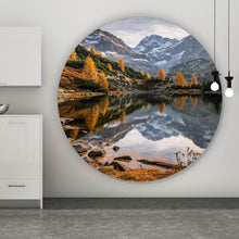 Lade das Bild in den Galerie-Viewer, Aluminiumbild Atemberaubende Landschaft mit Bergen und See Kreis