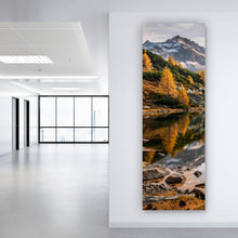 Lade das Bild in den Galerie-Viewer, Leinwandbild Atemberaubende Landschaft mit Bergen und See Panorama Hoch