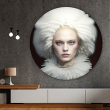Lade das Bild in den Galerie-Viewer, Aluminiumbild gebürstet Ausdrucksstarke Frau mit modernem Kopfschmuck Kreis