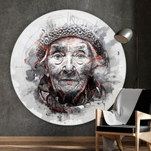 Lade das Bild in den Galerie-Viewer, Aluminiumbild Ausdrucksstarkes Porträt einer älteren Frau künstlerisch gestaltet Kreis
