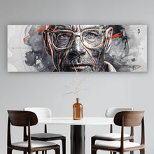 Lade das Bild in den Galerie-Viewer, Poster Ausdrucksstarkes Porträt eines älteren Mannes mit Brille künstlerisch gestaltet Panorama