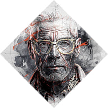 Lade das Bild in den Galerie-Viewer, Aluminiumbild gebürstet Ausdrucksstarkes Porträt eines älteren Mannes mit Brille künstlerisch gestaltet Raute