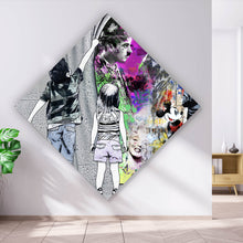 Lade das Bild in den Galerie-Viewer, Aluminiumbild Banksy Graffitikunst hinter Vorhang Raute