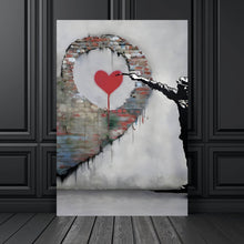Lade das Bild in den Galerie-Viewer, Leinwandbild Banksy großes Herz Street Art Hochformat