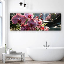 Lade das Bild in den Galerie-Viewer, Leinwandbild Beeindruckende Orchideen im Naturparadies Panorama