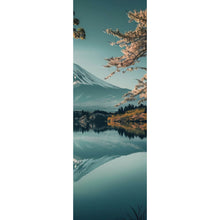 Lade das Bild in den Galerie-Viewer, Leinwandbild Berglandschaft mit ruhigem See Panorama Hoch