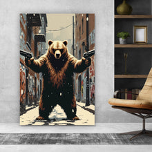 Lade das Bild in den Galerie-Viewer, Poster Bewaffneter Bär in schneebedeckter Stadtgasse Hochformat