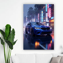 Lade das Bild in den Galerie-Viewer, Aluminiumbild gebürstet Blauer Sportwagen bei Nacht in der Stadt Hochformat