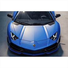 Lade das Bild in den Galerie-Viewer, Leinwandbild Blauer Sportwagen in Frontansicht geparkt Querformat