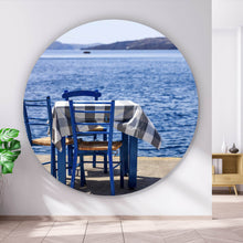 Lade das Bild in den Galerie-Viewer, Aluminiumbild Blauer Tisch am Meer Kreis