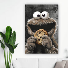 Lade das Bild in den Galerie-Viewer, Leinwandbild Braunes Keksmonster Hochformat