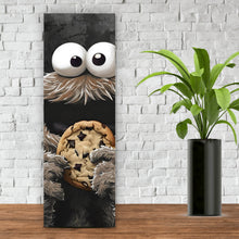 Lade das Bild in den Galerie-Viewer, Leinwandbild Braunes Keksmonster Panorama Hoch