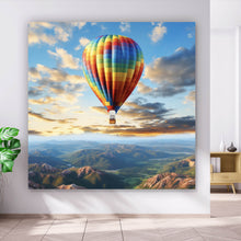 Lade das Bild in den Galerie-Viewer, Aluminiumbild gebürstet Bunter Heißluftballon im Flug Quadrat
