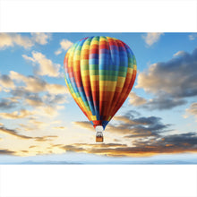 Lade das Bild in den Galerie-Viewer, Spannrahmenbild Bunter Heißluftballon im Flug Querformat