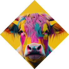 Lade das Bild in den Galerie-Viewer, Aluminiumbild gebürstet Buntes modernes Hochlandrind vor gelben Hintergrund Raute