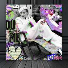 Lade das Bild in den Galerie-Viewer, Leinwandbild Marlene Panther Pop Art Vintage Quadrat