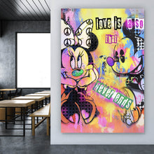 Lade das Bild in den Galerie-Viewer, Leinwandbild Comic Kult Mäuse Paar beim Flirten Hochformat