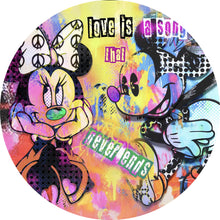 Lade das Bild in den Galerie-Viewer, Aluminiumbild gebürstet Comic Kult Mäuse Paar beim Flirten Kreis