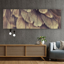 Lade das Bild in den Galerie-Viewer, Aluminiumbild Detailierte Nahaufnahme eines Gefieders Panorama