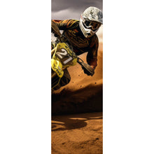 Lade das Bild in den Galerie-Viewer, Leinwandbild Dynamisches Motocross in vollem Schwung Panorama Hoch