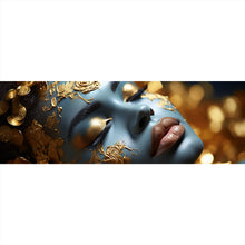 Lade das Bild in den Galerie-Viewer, Aluminiumbild Edles Gesicht mit goldenen Details Panorama