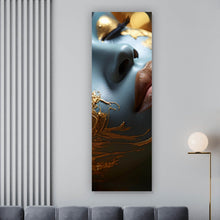 Lade das Bild in den Galerie-Viewer, Leinwandbild Edles Gesicht mit goldenen Details Panorama Hoch