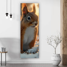 Lade das Bild in den Galerie-Viewer, Aluminiumbild gebürstet Eichhörnchen im verschneiten goldenen Morgenlicht Panorama Hoch