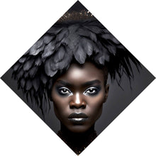 Lade das Bild in den Galerie-Viewer, Leinwandbild Elegante Frau mit beeindruckendem Federkopfschmuck Raute