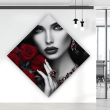 Lade das Bild in den Galerie-Viewer, Poster Elegante Frau mit Rosen und Schmuck Raute