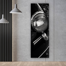 Lade das Bild in den Galerie-Viewer, Leinwandbild Elegante Oldtimer Scheinwerfer Panorama Hoch