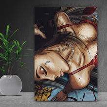 Lade das Bild in den Galerie-Viewer, Aluminiumbild gebürstet Erotische Frau mit Tätowierungen Hochformat