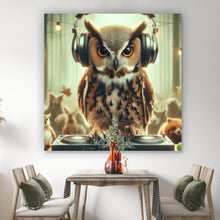 Lade das Bild in den Galerie-Viewer, Poster Eule als DJ mit Kopfhörern Quadrat