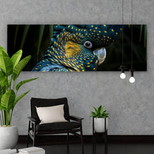 Lade das Bild in den Galerie-Viewer, Leinwandbild Exotischer Papagei mit beeindruckendem Federkleid Panorama