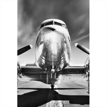 Lade das Bild in den Galerie-Viewer, Poster Flugzeug Schwarz Weiß Hochformat
