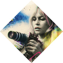 Lade das Bild in den Galerie-Viewer, Spannrahmenbild Französische Film Ikone im Graffiti Stil Raute