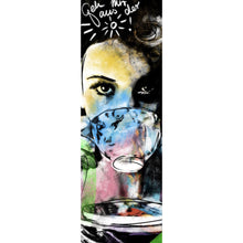 Lade das Bild in den Galerie-Viewer, Poster Frau mit Tasse farbenfrohe künstlerische Darstellung Panorama Hoch