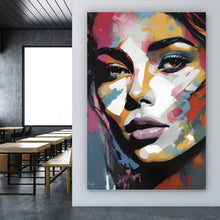 Lade das Bild in den Galerie-Viewer, Leinwandbild Frauengesicht in abstrakter Kunst Hochformat