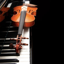 Lade das Bild in den Galerie-Viewer, Spannrahmenbild Geige auf Klaviertasten Quadrat