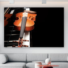 Lade das Bild in den Galerie-Viewer, Aluminiumbild Geige auf Klaviertasten Querformat