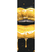 Lade das Bild in den Galerie-Viewer, Aluminiumbild gebürstet Glänzende Honig Lippen mit Bienen Panorama Hoch