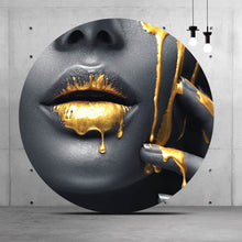 Lade das Bild in den Galerie-Viewer, Aluminiumbild gebürstet Goldene Lippen Kreis