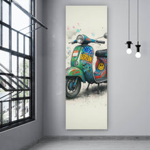 Lade das Bild in den Galerie-Viewer, Poster Graffiti Motorroller mit Berliner Schriftzug Panorama Hoch