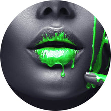 Lade das Bild in den Galerie-Viewer, Aluminiumbild Grüne Lippen Kreis